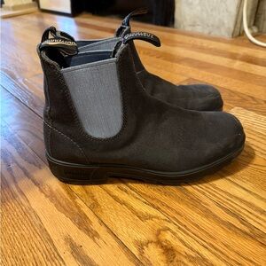 EUC/GUC Blundstone Chelsea Boots
